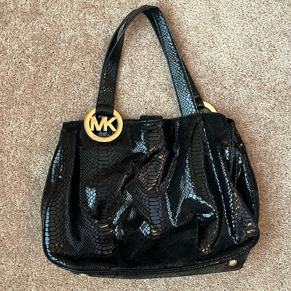 MICHAEL Michael Kors Handbags - Michael Kors Shiny Snakeskin Purse
